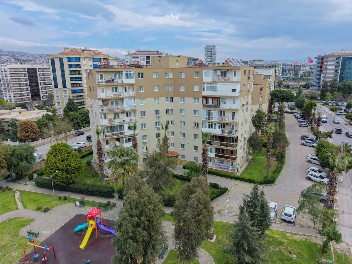 BAYRAKLI OSMANGAZİ MAHALLESİNDE 3+1 SATILIK DAİRE