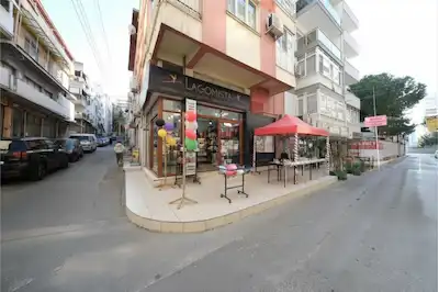 İZMIR KARABAĞLAR BASIN SITESI’NDE SATILIK DÜKKAN!