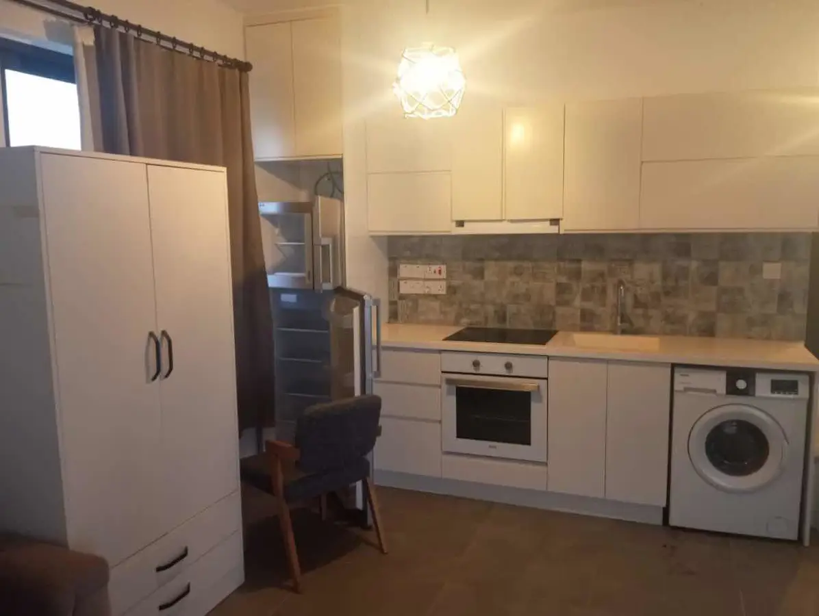GAZIVEREN APHRODITE SITESI TÜRK TAPULU 1+0 DAIRE