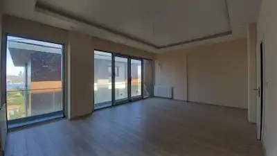 REMAX ASHILL ÇENGELKÖY THE FIFTH SEASON SITESI 2+1 SATILIK DAIRE