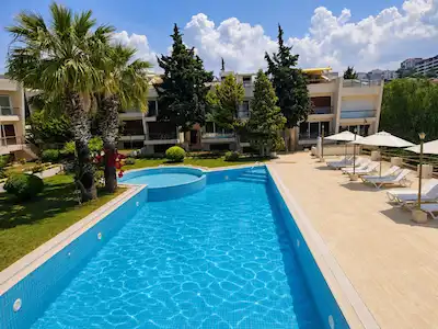 KADINLAR DENIZİNDE MANZARALI 4+1 FULL EŞYALI DUBLEX DAİRE