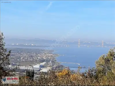 KARAMÜRSEL DEREKÖY'DE 486 M2 DENİZ MANZARALI SATILIK ARSA