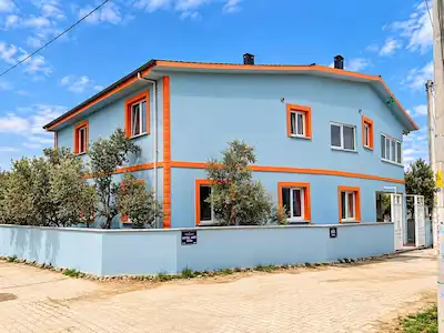 DIDIM BALAT’TA 400 M² ARSA İÇERISINDE SATILIK 2 AYRI 2+1 DAIRE BAHÇELI KÖŞE PARSEL