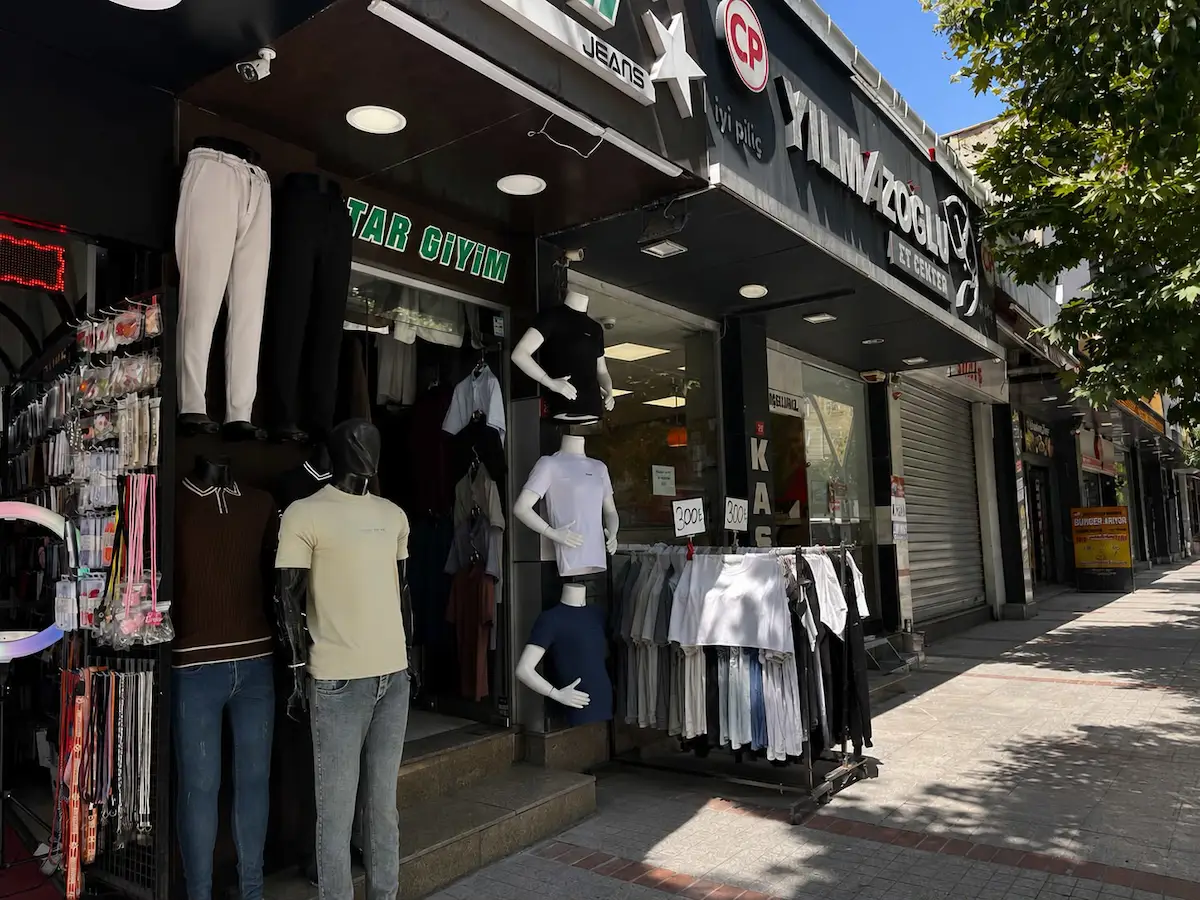 PENDIK FEVZI ÇAKMAKTA ANA CADDE ÜZERI KIRALIK DÜKKAN