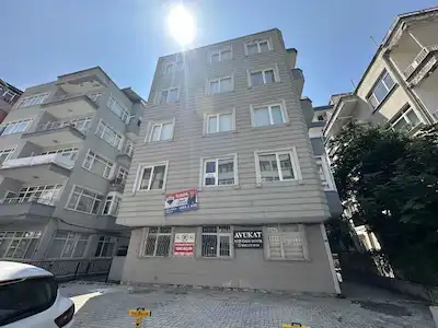 İLKADIM’DA 3+1 | 130 M² NET | 3 CEPHELİ | BALKONLU | KREDİYE UYGUN DAİRE