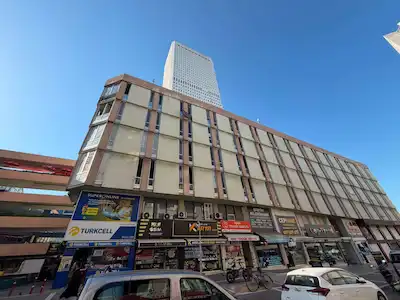 REMAX RİNA'DAN METROPOL İŞ MERKEZİNDE 150M² İŞYERİ
