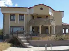 GÖLBAŞI SATILIK 7+1+KAPALI OTOPARK+HAVUZ 5 DÖNÜM ARSA VE VİLLA