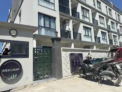 VERDE LUXURY' DE KIŞ BAHÇELİ ÖZEL 1+1 SATILIK DAİRE