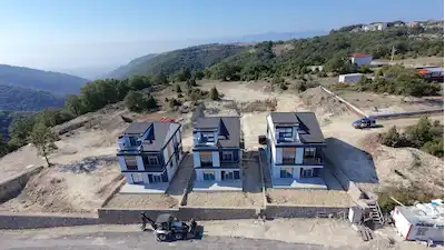 AKILLI EV SİSTEMLİ ORMAN MANZARALI 240 M² 5+1 MÜSTAKİL VİLLA