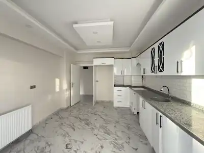REMAX DOĞU ULUKENT MAH ARA KAT SATILIK LÜX 3+1 DAİRE