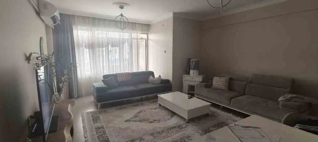 KARABAĞLAR BOZYAKA MAHALLESİ’NDE 25.000 TL. KİRA GETİRİSİ BULUNAN 3+1 SATILIK DAİRE