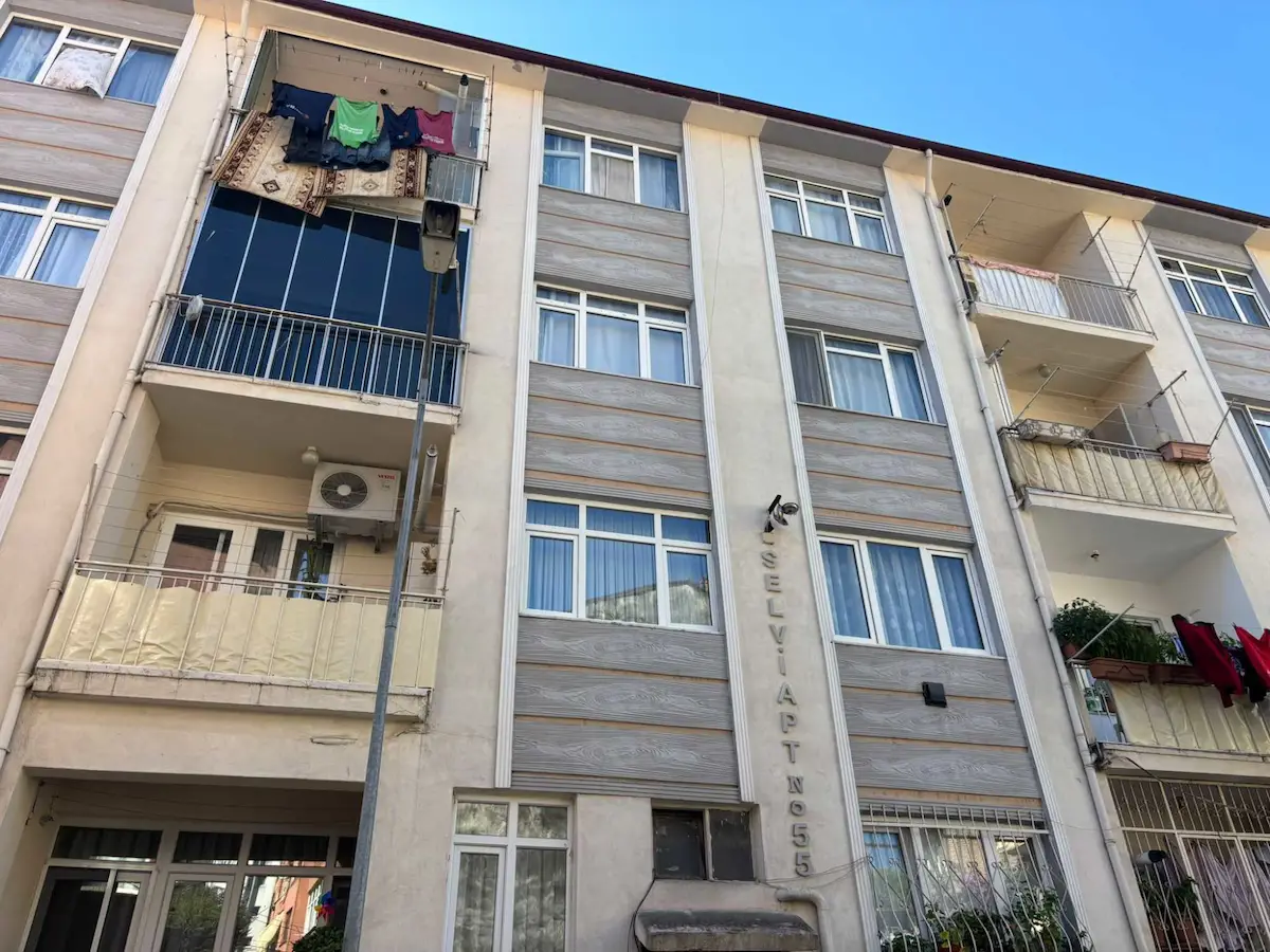 RE/MAX MAXIMUM'DAN İZMIT ÇUKURBAĞ MAHALLESI EŞYALI KIRALIK DAIRE