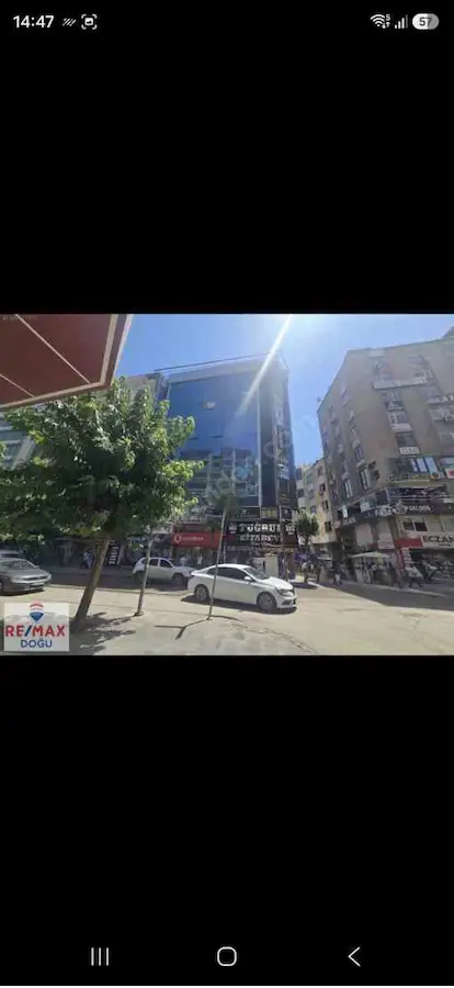 REMAX DOĞU'DAN MERKEZDE 2+1 KİRALIK OFİS