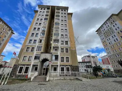 RE/MAX LACİVERT'TEN ABDURRAHMAN GAZİ TOKİLER'DE SATILIK 2+1 DAİRE 