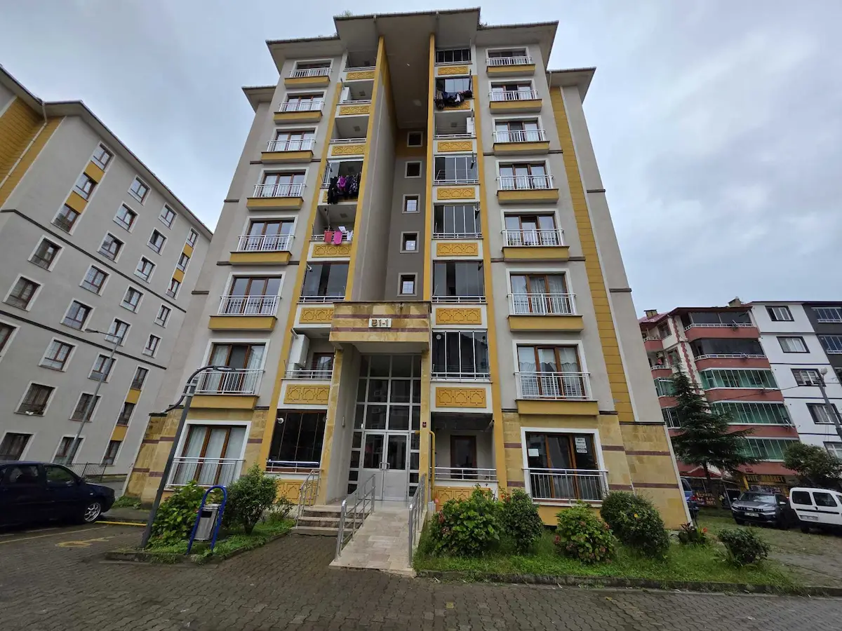 ARAKLI 2. ETAP TOKİ DE KİRALIK DAİRE