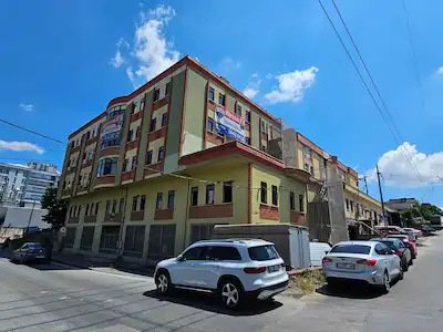 ŞERIFALI TICARI BÖLGEDE KDV'LI 900 M2 DEPO/OFIS