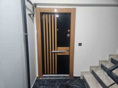 SIFIR 2+1 ARA KAT AÇIK MUTFAKLI MERKEZİ KONUMDA