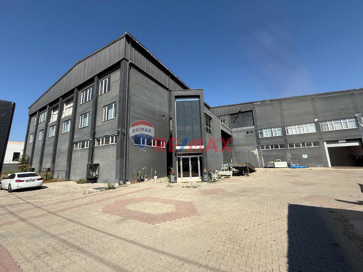 SATILIK – AĞIR SANAYİYE UYGUN İSKANLI TAM TEÇHİZATLI FABRİKA
