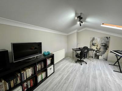 ACİL ÖZDEBİRLİK SİTESİNDE YATIRIMLIK 4 KATLI MÜSTAKİL VİLLA