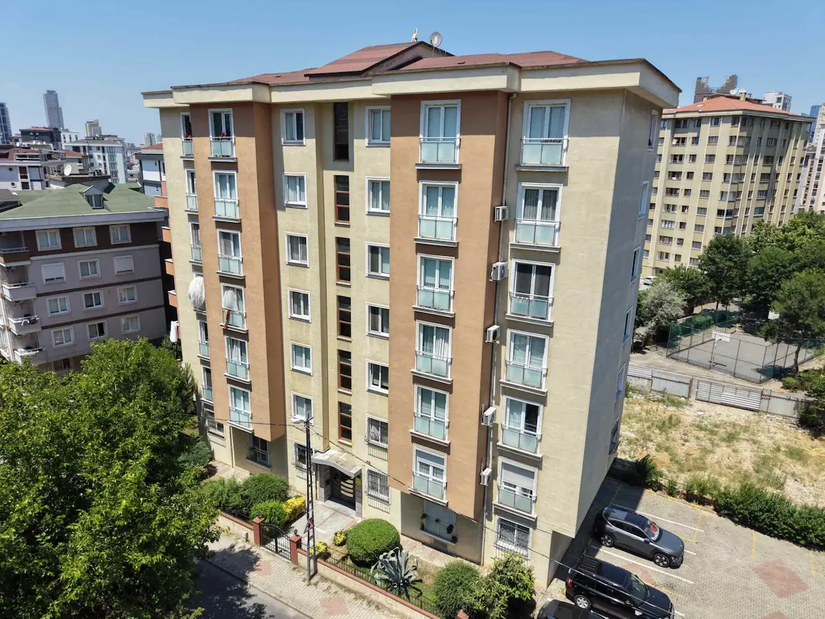 KÜÇÜKBAKKALKÖY EBEVEYN BANYOLU  3+1 SATILIK DAIRE