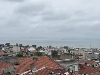 FATİH’İN KALBİNDE PANAROMİK DENIZ MANZARALI ÖZEL MÜLK!