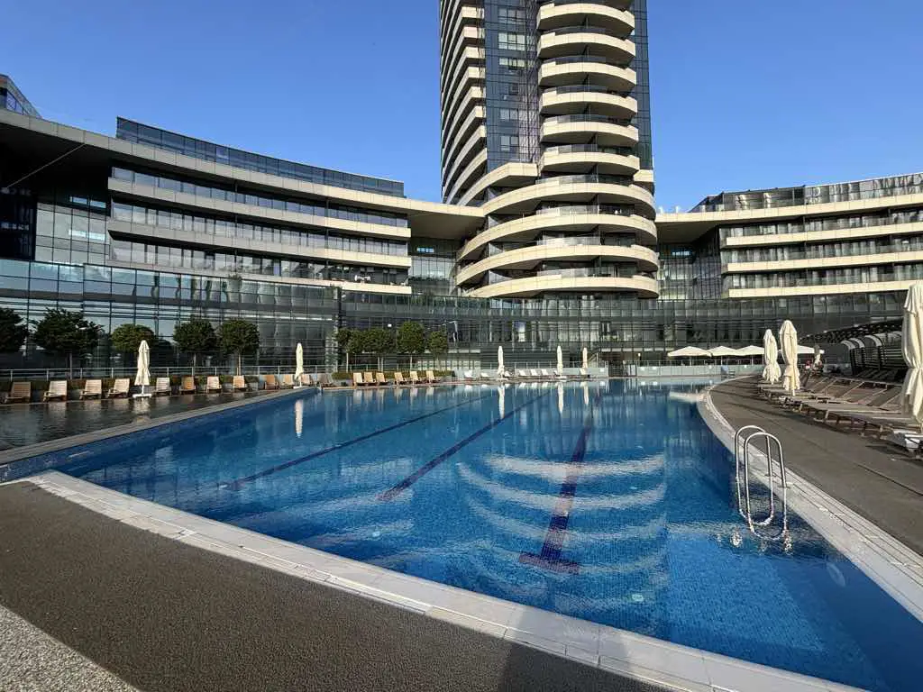 KARTAL MANZARA ADALAR BALKONLU GENİŞ 1+1 SATILIK 2