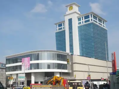 ESENYURT MEYDANI ESKULE AVM'DE EŞYALI 1+1 KİRALIK OFİS | BALKONLU | GÜNEY CEPHE | HAZIR KULLANIM