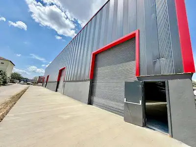 BAŞISKELE KULLAR 384M² TABAN ALANLI SATILIK SIFIR DEPO/İŞYERI