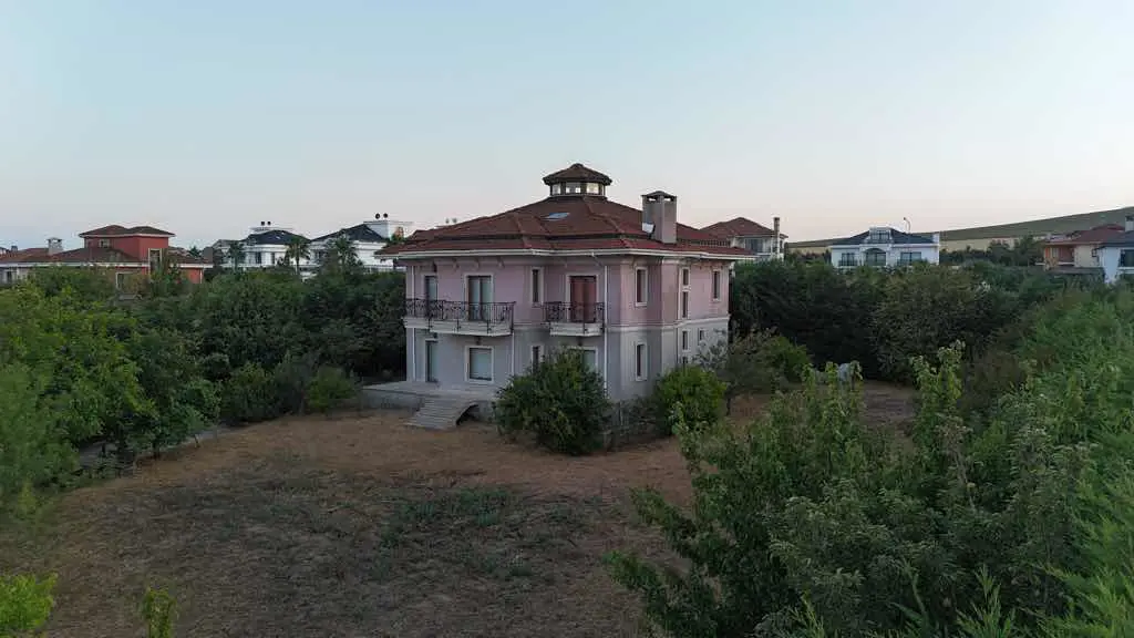 Property image 10