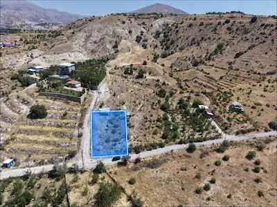 MOLLAKASIM'DA 650 M² VİLLA İMARLI ASFALT YOL KÖŞE PARSEL