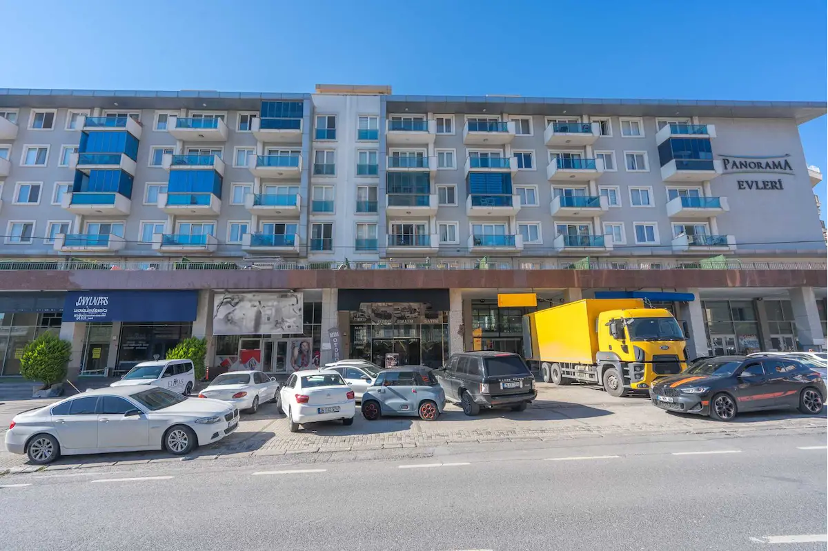 REMAX GELİŞİMDEN ANA CADDE ÜZERİNDE KİRALIK 664 M2 DÜKKAN