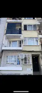 BEYOĞLU'NUN GÖZDE MAHALLESİ HACIAHMET'TE SATILIK 1+1 DAİRE