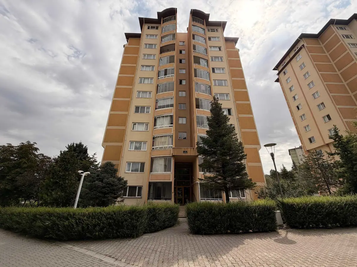 ERYAMAN 2. ETAP METRO YAKINI 1+1 EŞYALI KİRALIK DAİRE