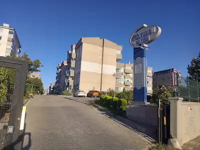 BOTANİK METRO YAKINI İPEK YUVAM SİTESİ 3+1 SATILIK