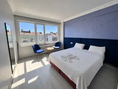 AKSARAY YENİKAPIDA 35 ODALI 7 KATLI BOŞ OTEL 180.000.000 TL