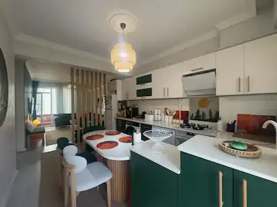 KEMALPAŞA'DA EŞYALI 2+1 DAIRE