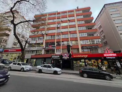 MİTHATPAŞA CADDESİ ÜZERİ MOBİLYALI 150 M2 6 BÖLÜM ŞIK OFİS