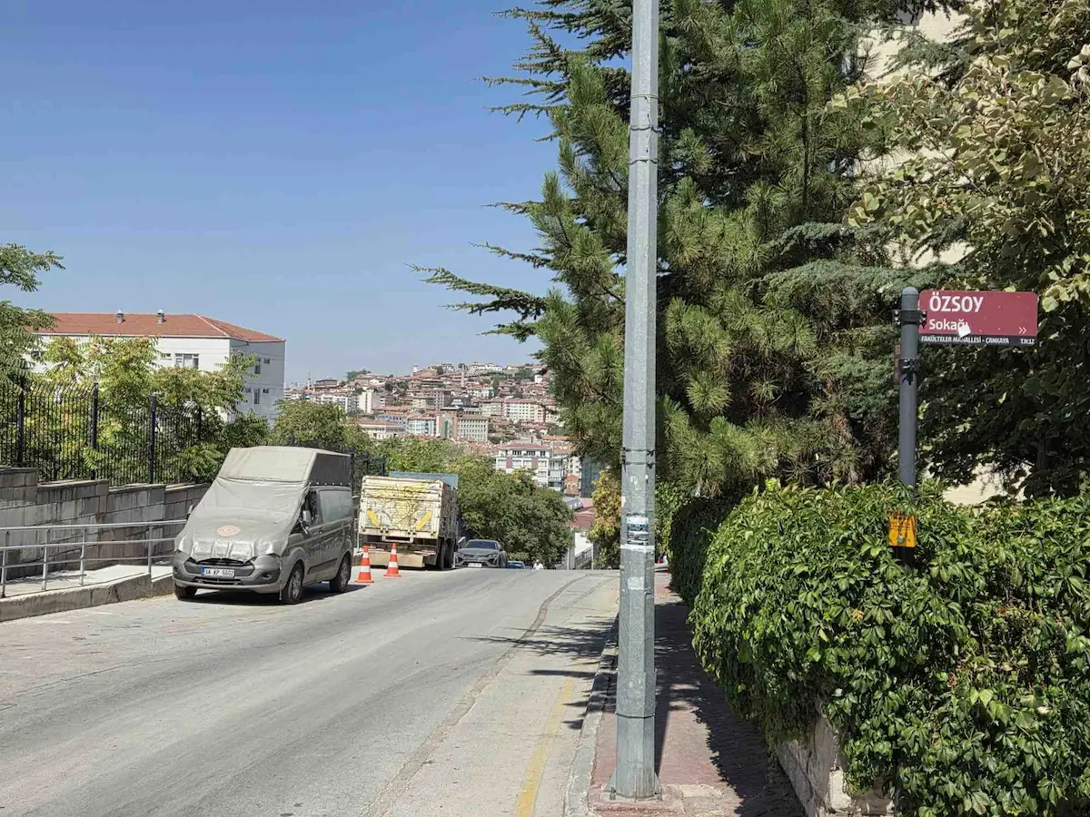ANKARA HUKUK FAKÜLTESİNE KOMŞU METRO YAKINI YAPILI SATILIK DAİRE