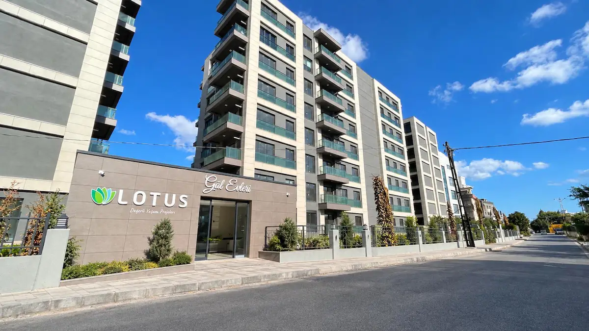 RE/MAX TAN LOTUS GÖL EVLERI SİTESİNDE 2+1 KİRALIK DAİRE