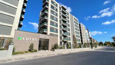 RE/MAX TAN LOTUS GÖL EVLERI SİTESİNDE 2+1 KİRALIK DAİRE