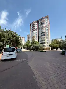 RE/MAX EDE'DEN | YAĞMUR SİTESİNDE KİRALIK 5+1 DAİRE