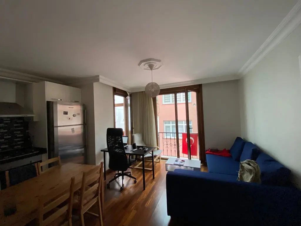 SAHİLE & SÜREYYAPAŞA PLAJINA YAKIN ASANSÖRLÜ 1+1 KEYİFLİ YAŞAM