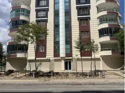 DİCLEKENTTE ÇİFT CEPHELİ KÖŞE DÜKKAN CADDE MAĞAZASI