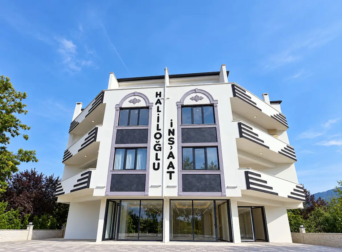 KARTEPE SUADİYE'DE DOĞA MANZARALI SATILIK SIFIR 3+1 DAİRE