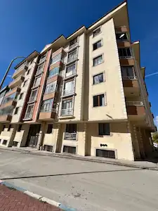 REMAX İLKE'DEN SARAYBOSNA'DA 3+1 SATILIK YAPILI BODRUM DAİRE
