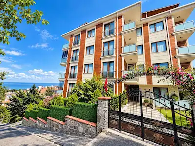 REMAX ANKA'DAN ŞİLE MERKEZ'DE 2+1 BÜYÜK BAHÇELİ SATILIK DAİRE