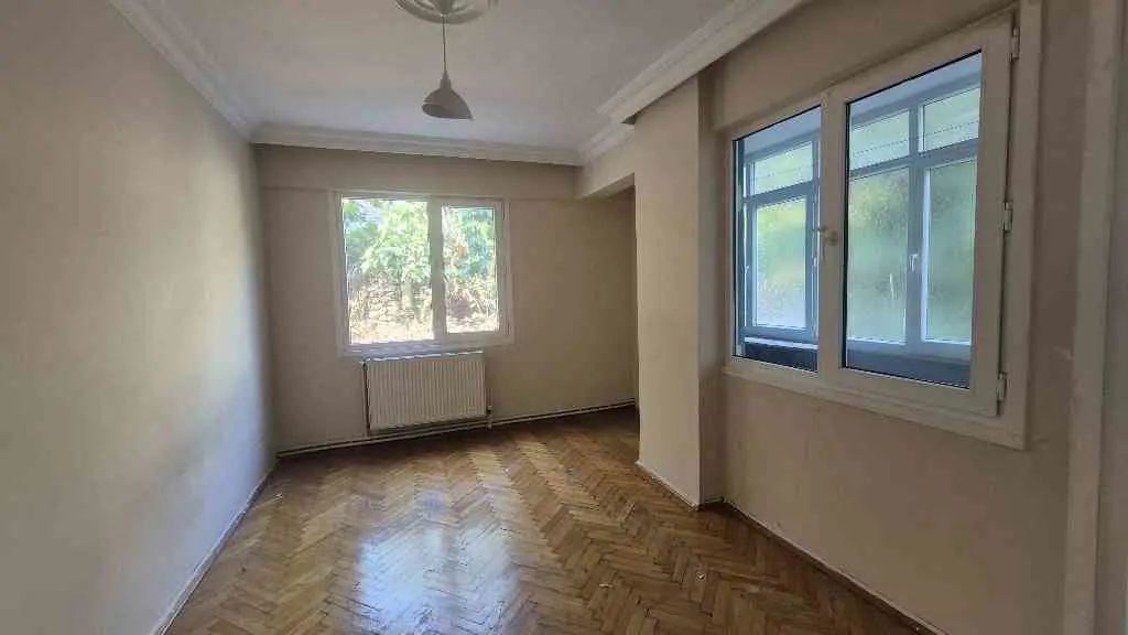 İZMİT KOZLUK 4 YOL MERKEZİ KONUMDA GENİŞ 3+1 KİRALIK DAİRE