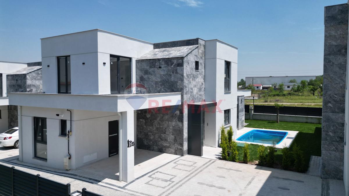 KARTEPE DE SİTE İÇİ SIFIR MÜSTAKİL HAVUZLU 4+1 SATILIK VİLLA