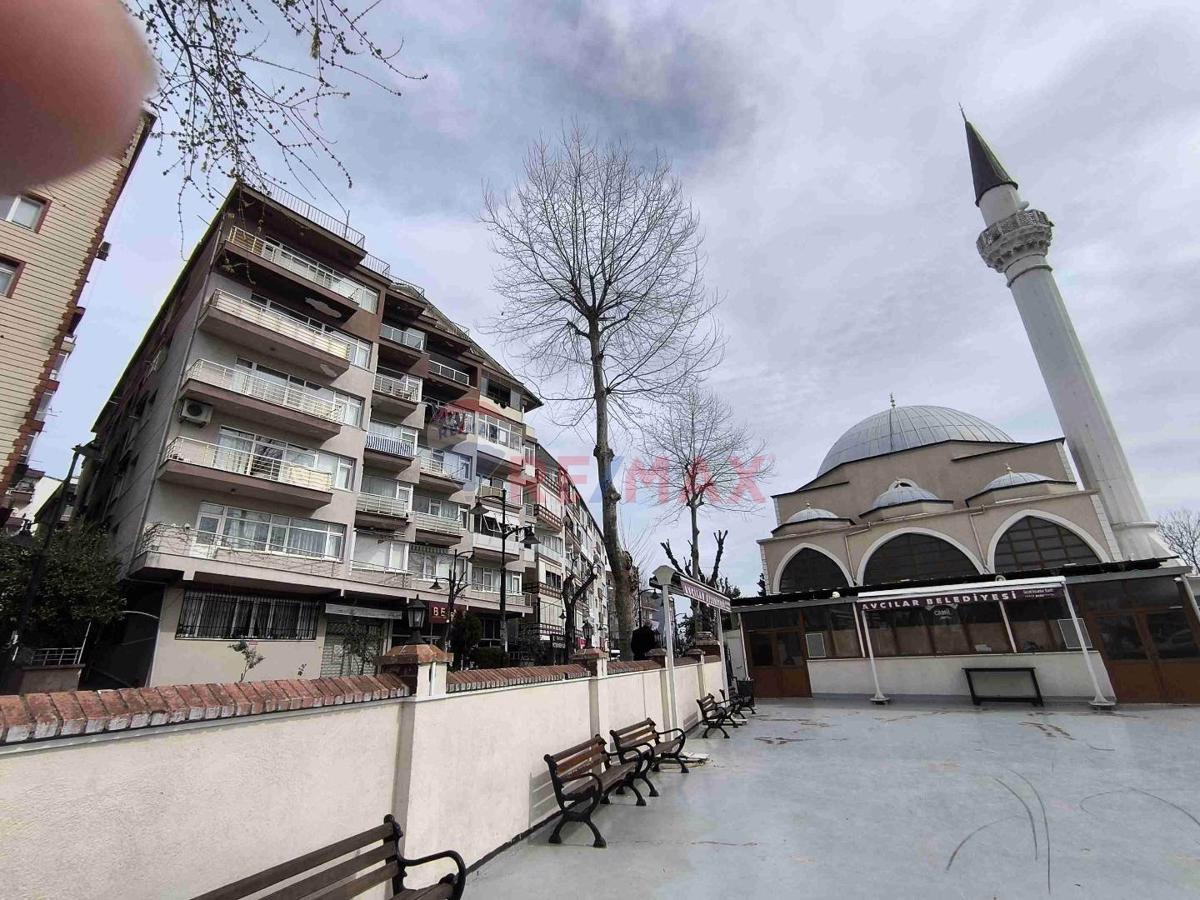 AVCILAR AMBARLI  MAH. 3+1 SATILIK DAİRE