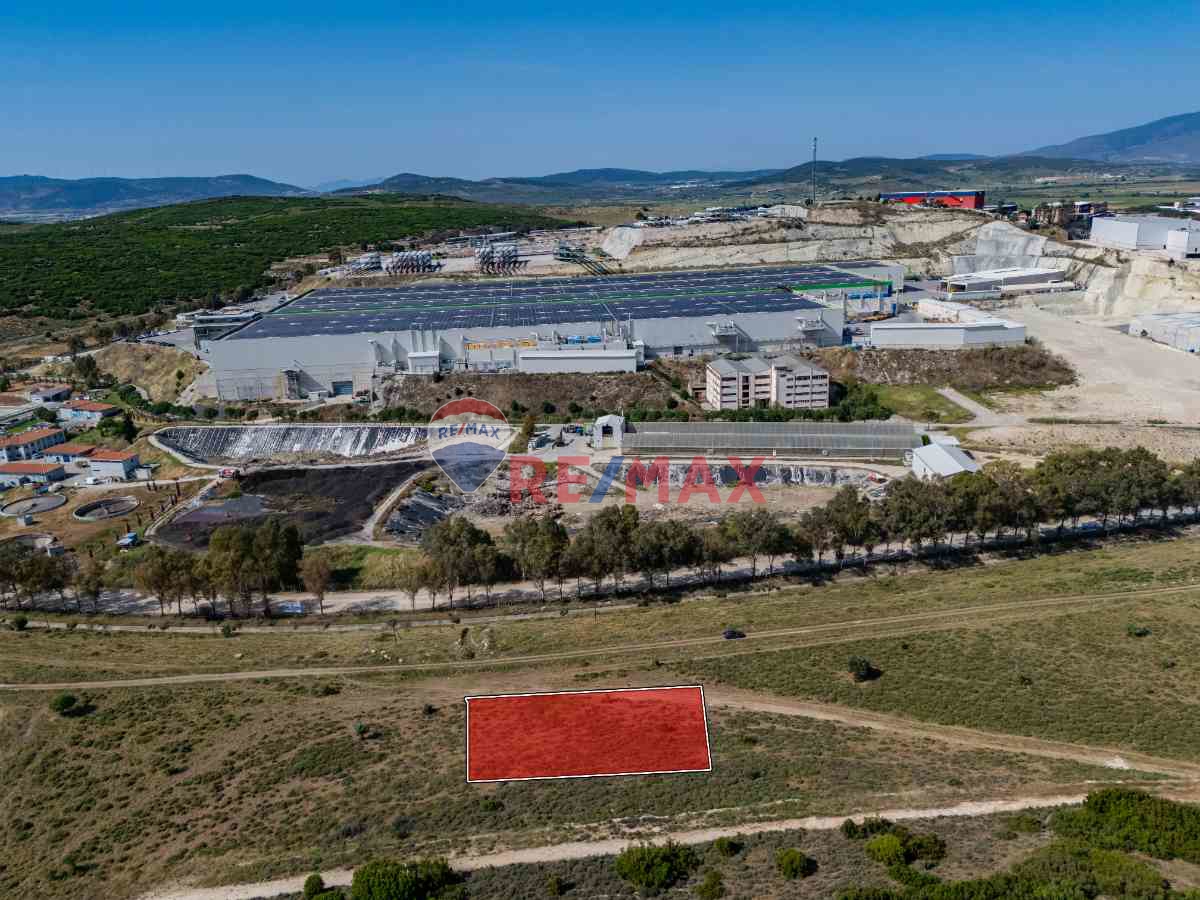 SEYREK VİLLAKENT MEVKİNDE SATILIK 337 M² 2 KAT VİLLA İMARLI ARSA